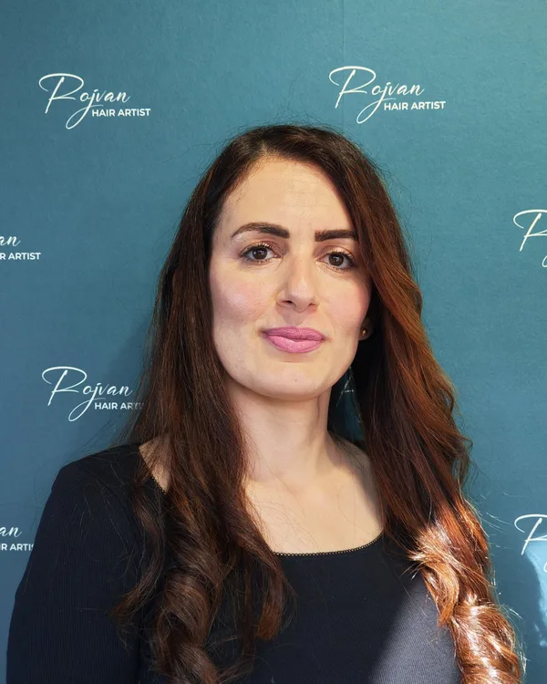 Ronak — Auszubildende