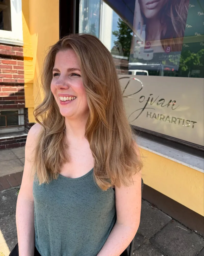 Wellige Haare nach Transformation